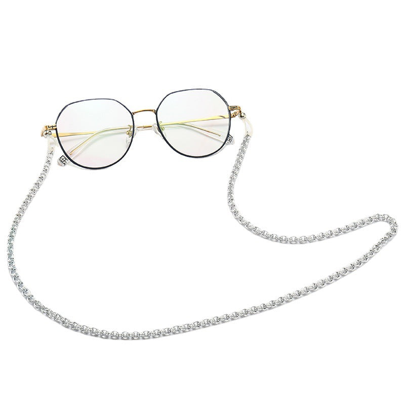 Fashionable Eyewear with Stylish Chain Bowlift