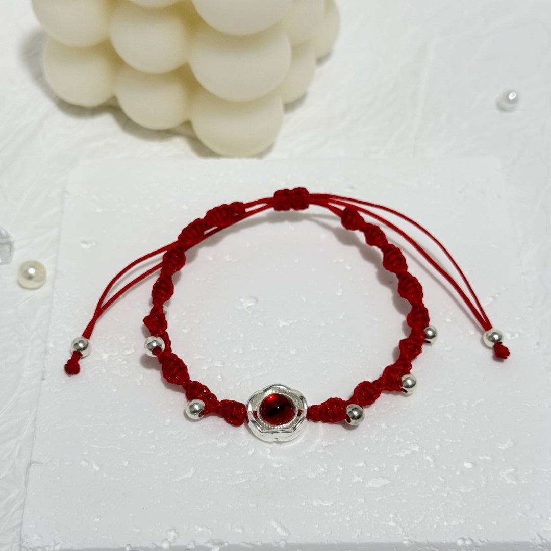Adjustable Knot Bracelet with Gemstone Bowlift