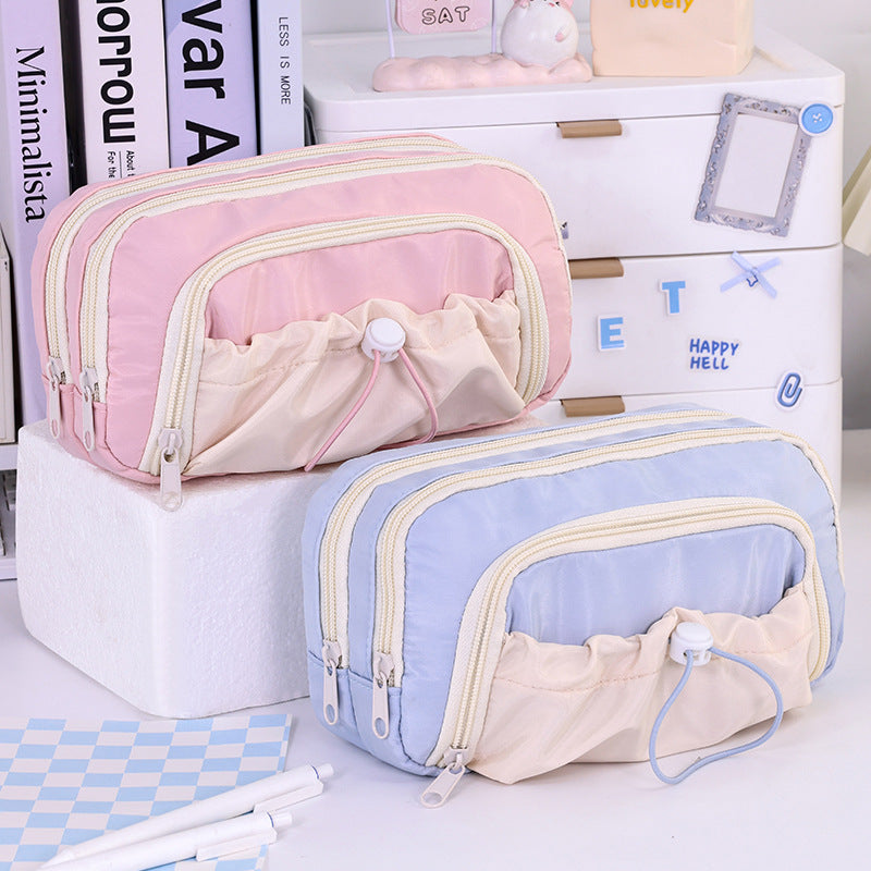 Multifunctional Cosmetic Pouch With Multiple Compartments And Practical Zipper Bowlift