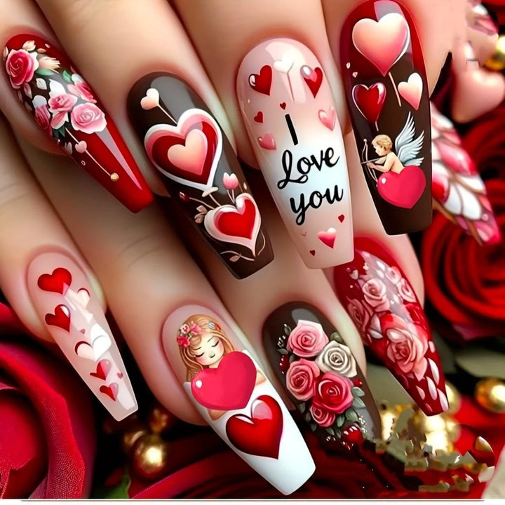 Artificial nails with romantic heart design and fine accents Bowlift
