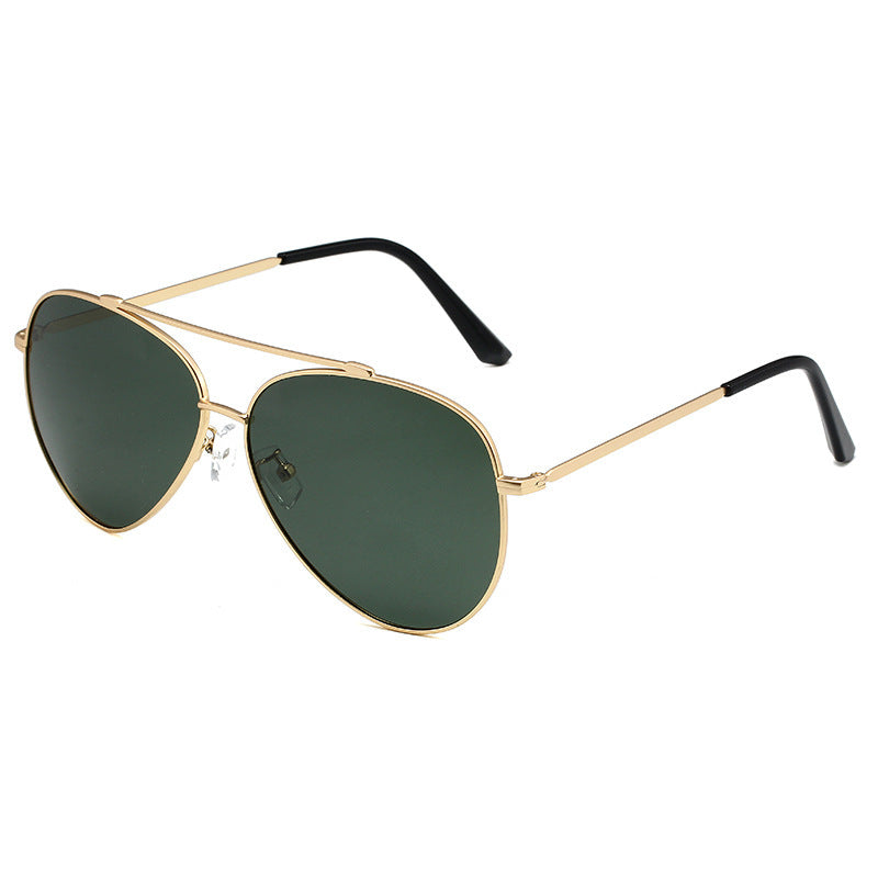 Fashionable Pilot Sunglasses Bowlift