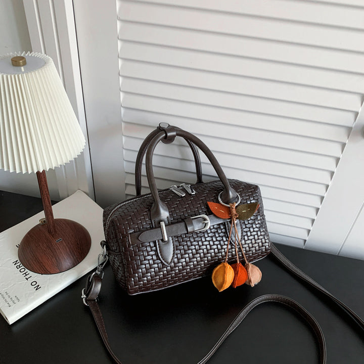 Chic ven Handbag Bowlift