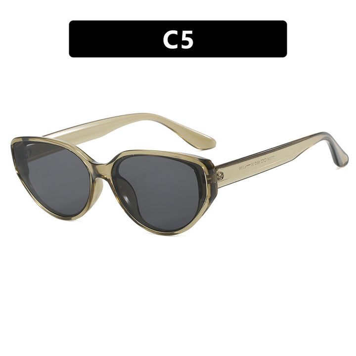 Ladies Cat-Eye Sunglasses with fashionable tortoiseshell pattern and UV protection Bowlift