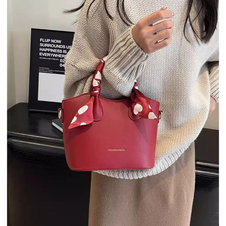 Elegant Mini Handbag Bowlift