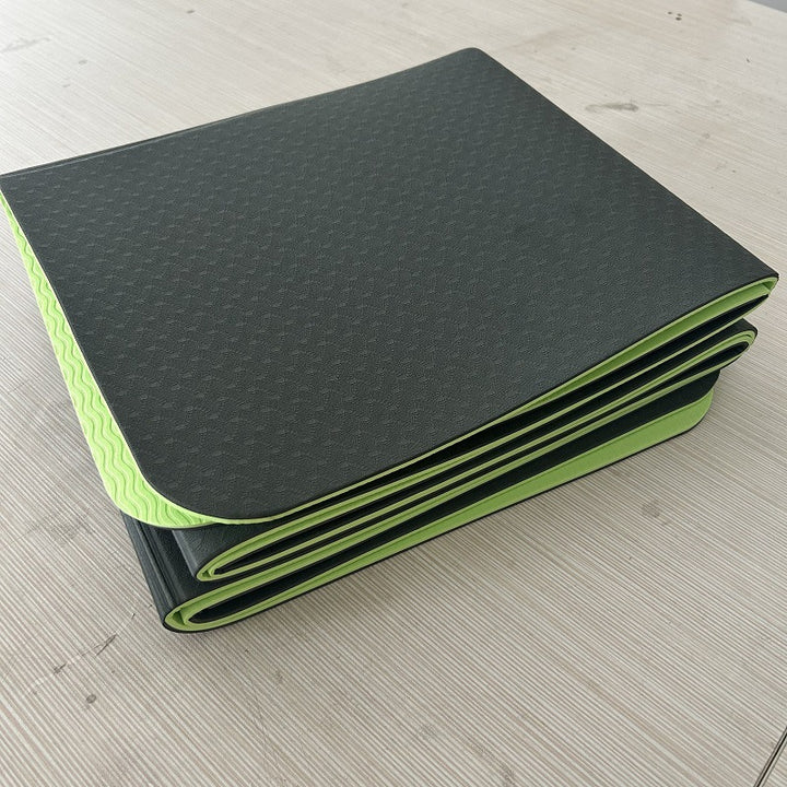 Non-slip training mat with structured design Bowlift