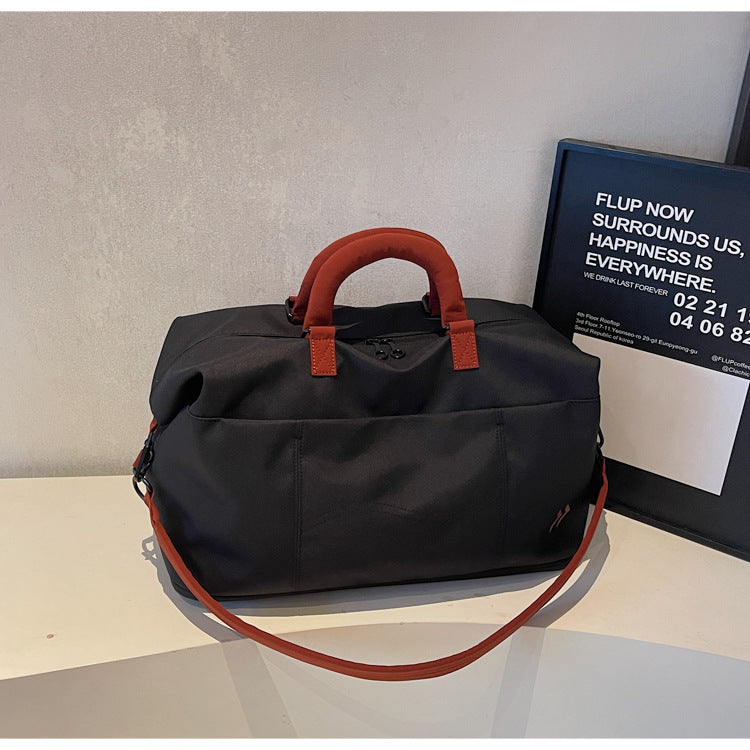 Elegant and Spacious Travel Bag with Robust Design Bowlift