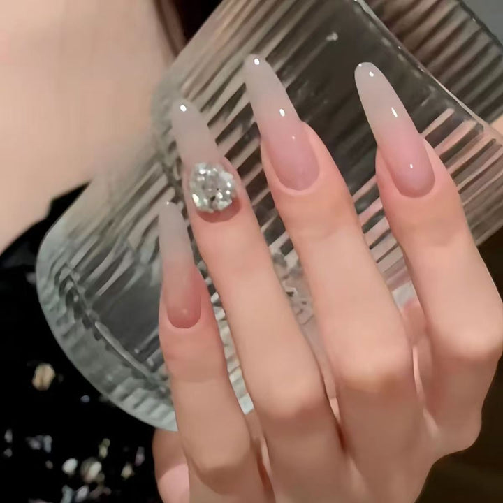 Decorative Animal-Themed Nail Art Extensions