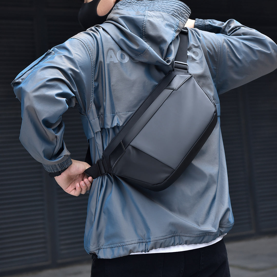 Functional Waterproof Messenger Bag Bowlift