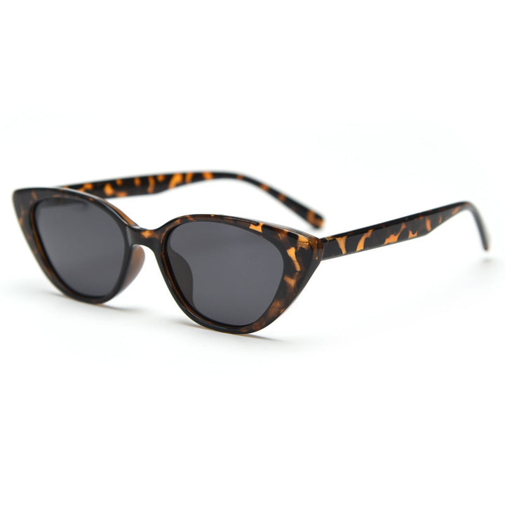 Ladies Cat-Eye Sunglasses with modern, elegant design Bowlift