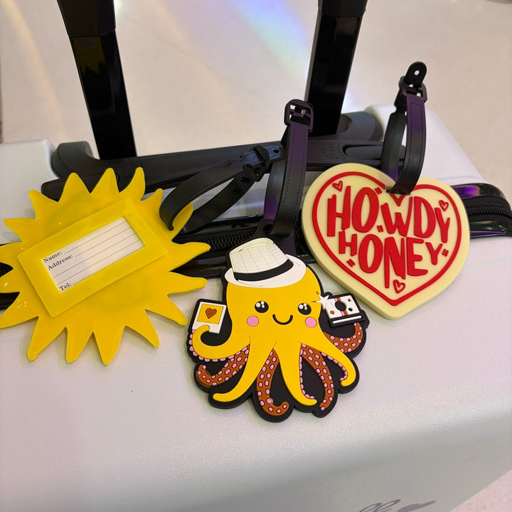 Heart-Shaped Travel Luggage Tag Bowlift