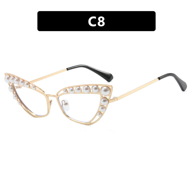 Ladies Cat-Eye Sunglasses with Exclusive Pearl Tip Frame Bowlift
