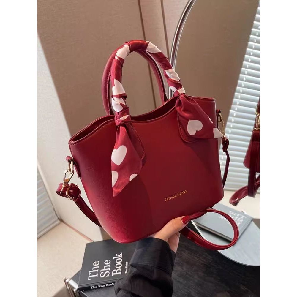 Chic Leather Satchel Bag Bowlift