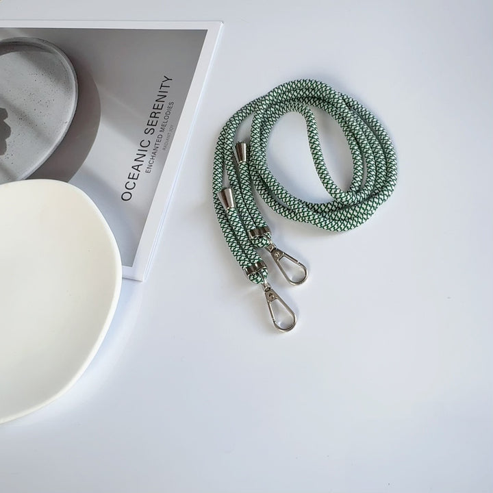 Adjustable Lanyard with Dual Clips Bowlift