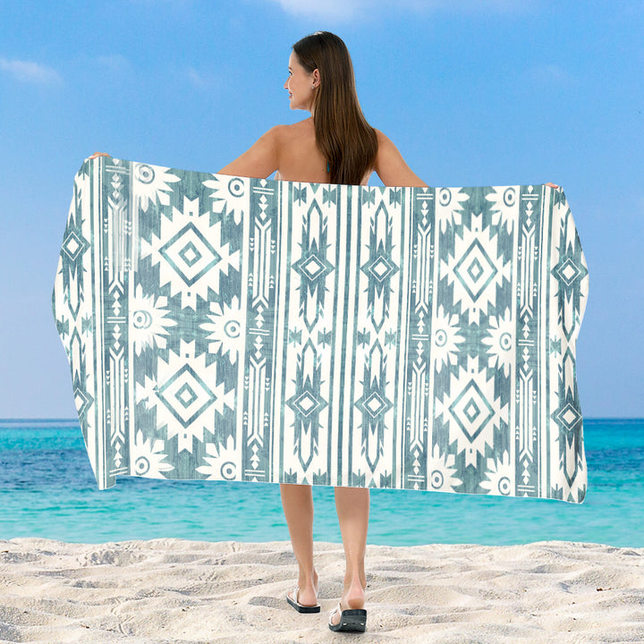 Beach towel with exclusive geometric pattern Bowlift