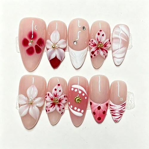 Artistic Floral-Decorated Press-On Nails