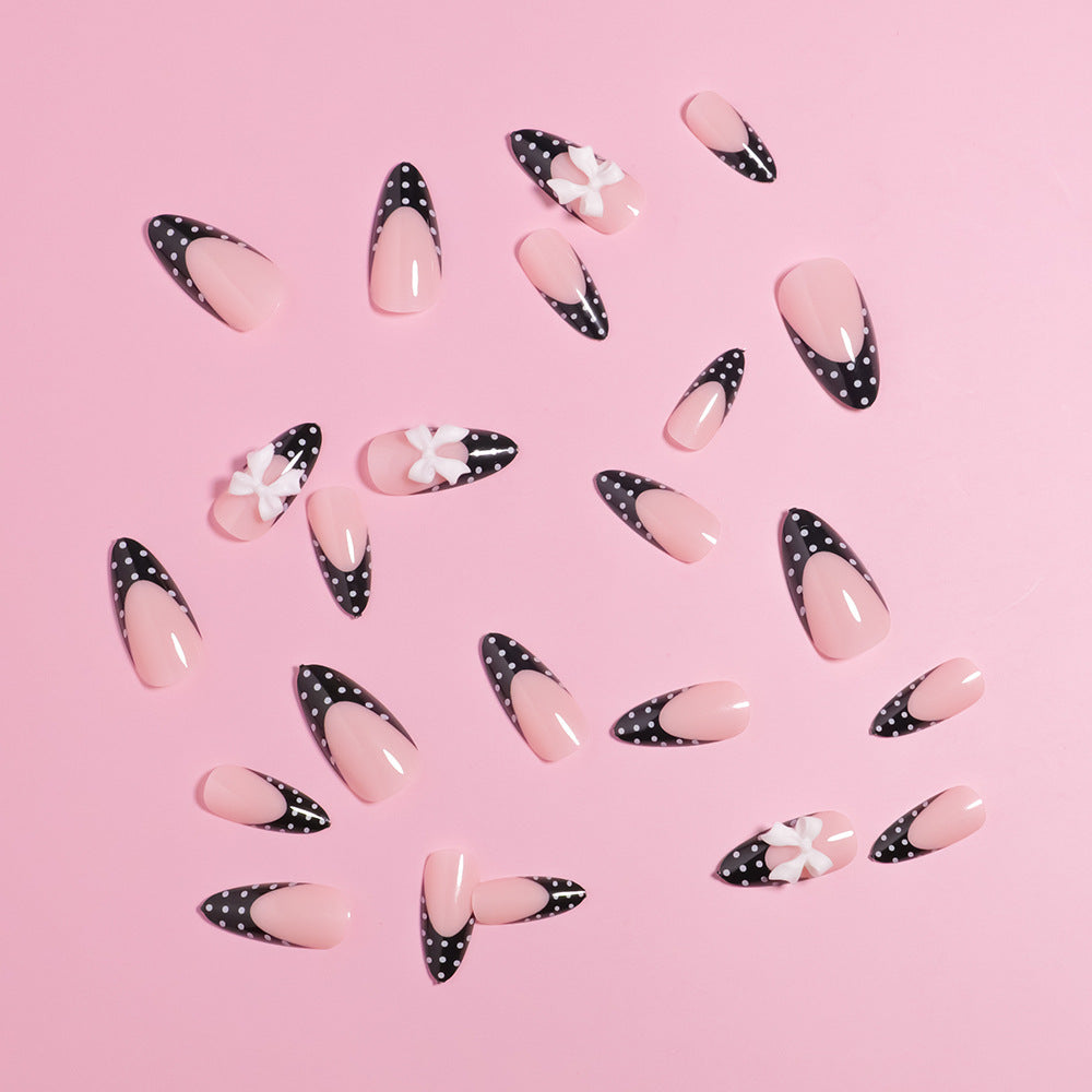 Stylish Polka Dot Press-On Nail Set Bowlift