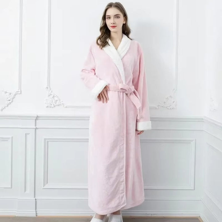 BowLift | Plush Fleece Contrast Trim Bathrobe