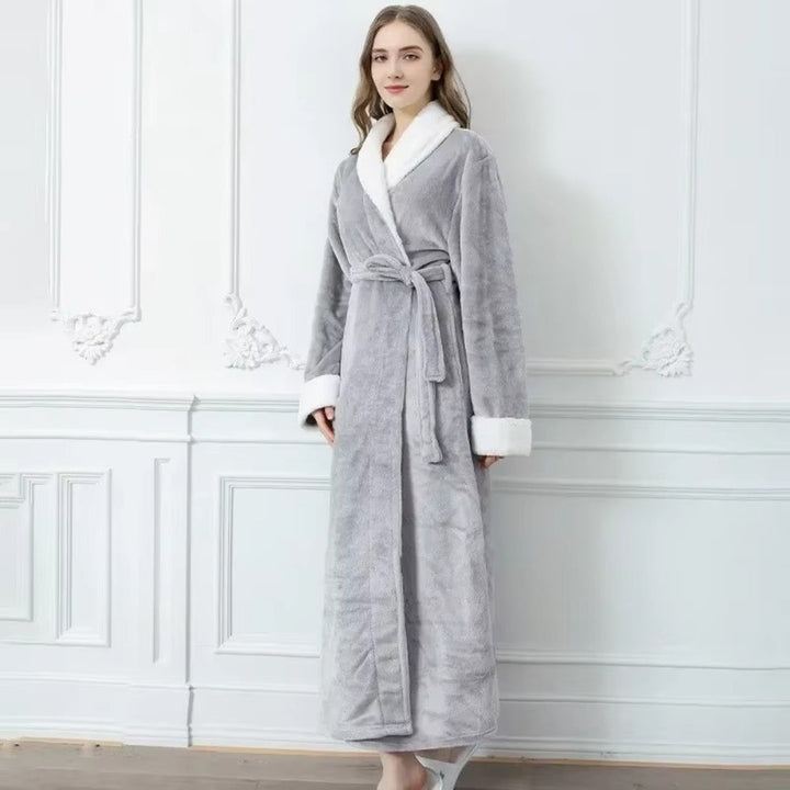 BowLift | Plush Fleece Contrast Trim Bathrobe