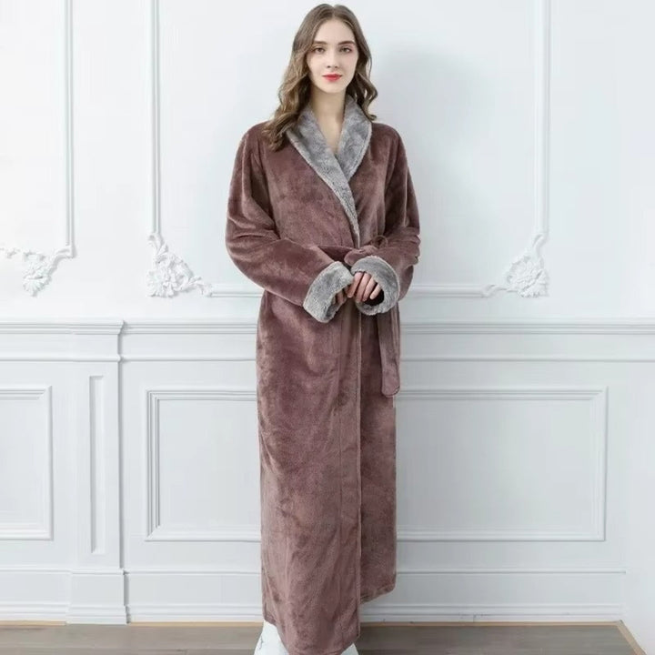 BowLift | Plush Fleece Contrast Trim Bathrobe