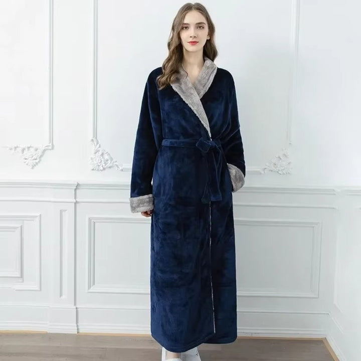 BowLift | Plush Fleece Contrast Trim Bathrobe