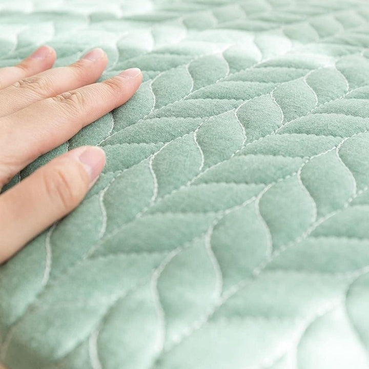 BowLift | Quilted Japanese-Inspired Seat Cushion