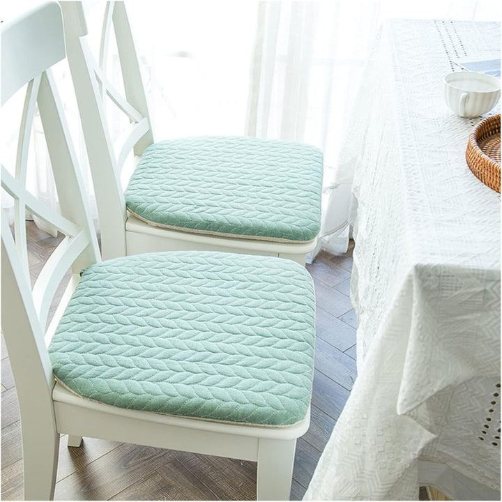 BowLift | Quilted Japanese-Inspired Seat Cushion