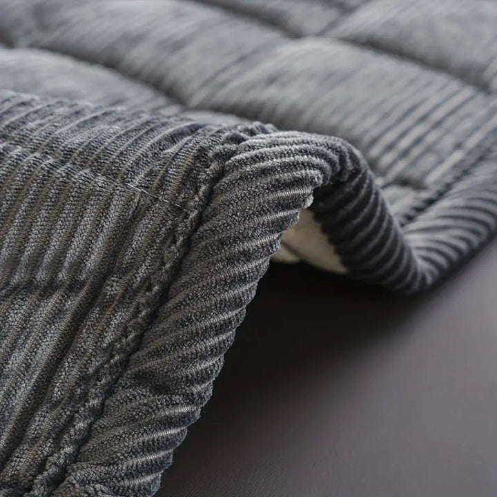 BowLift | Metro Line Quilted Couch Cover Mat