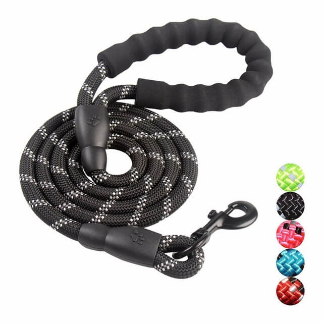 BowLift | Tangle-Free Reflective Dog Leash – Durable Nylon, 1.8 Meters Long, 360-Degree Rotatable Hook for Safe Evening Walks
