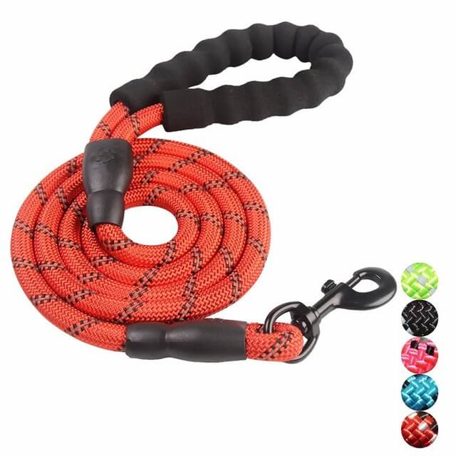 BowLift | Tangle-Free Reflective Dog Leash – Durable Nylon, 1.8 Meters Long, 360-Degree Rotatable Hook for Safe Evening Walks