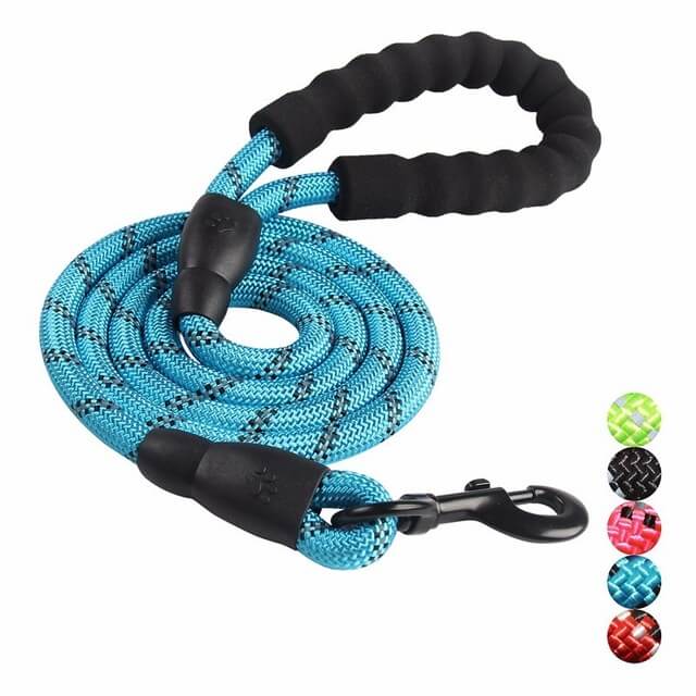 BowLift | Tangle-Free Reflective Dog Leash – Durable Nylon, 1.8 Meters Long, 360-Degree Rotatable Hook for Safe Evening Walks
