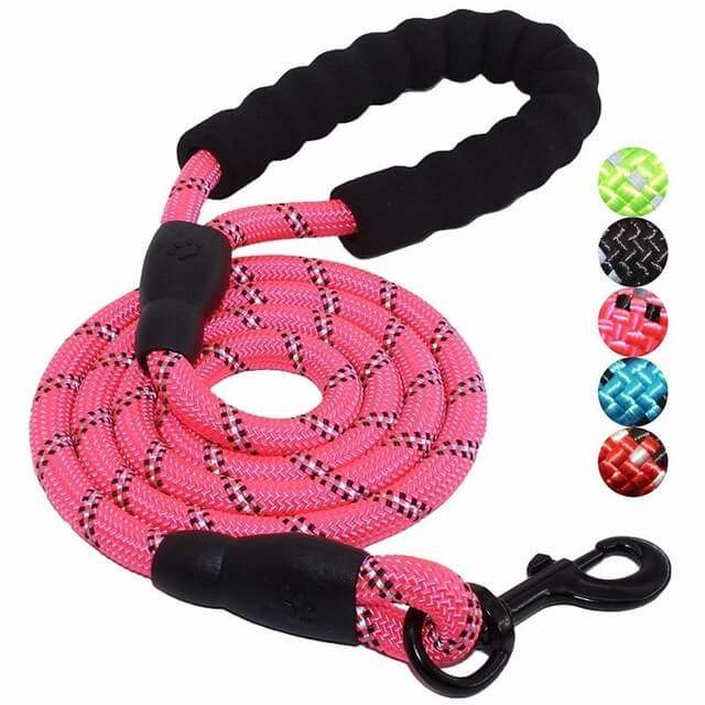 BowLift | Tangle-Free Reflective Dog Leash – Durable Nylon, 1.8 Meters Long, 360-Degree Rotatable Hook for Safe Evening Walks