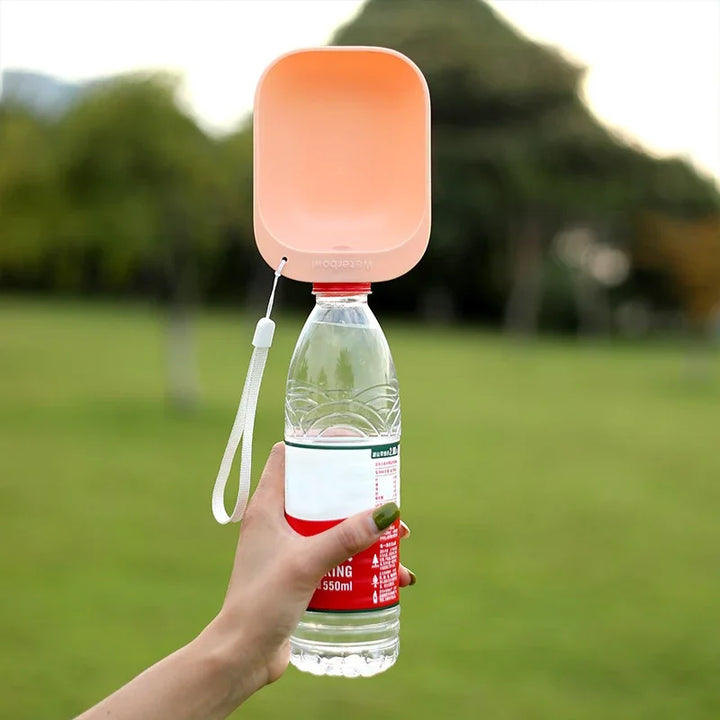BowLift | AquaPawGo Water Bottle for Dogs & Cats | Suitable for Standard Water Bottles | Portable & Squeezeable | On the Go