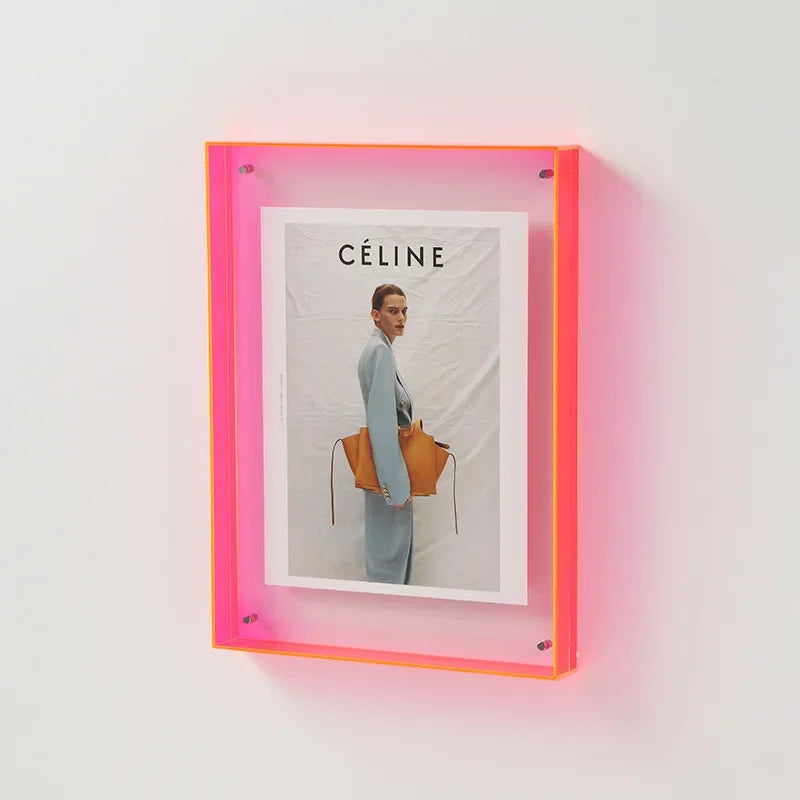 BowLift | Double-sided acrylic photo frame