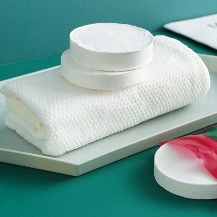 BowLift | Magic Compressed Disposable Travel Bath Towel