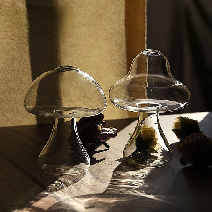BowLift | Mushroom Inspired Elegant Glass Vase