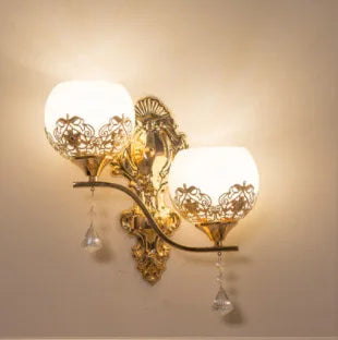 LuxeGlow - Gold LED Wall Lamp for Mood Lighting Bowlift