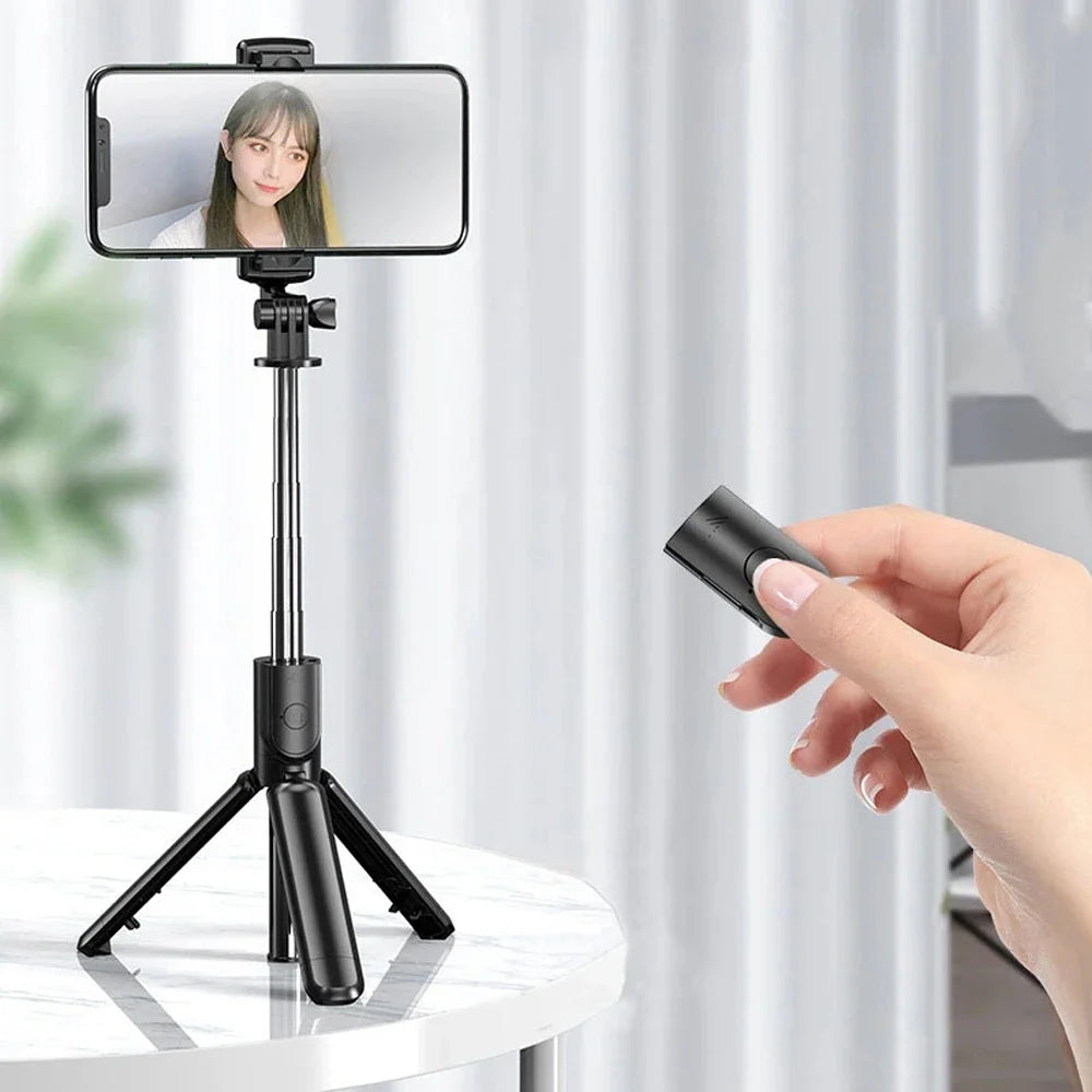 BowLift | Bluetooth Selfie Stick Tripod with Fill Light