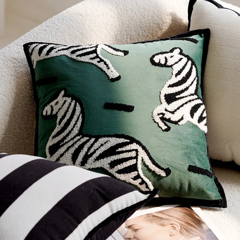 BowLift | Luxury Embroidered Decorative Cushion with Horse Print for Sofa and Living Room
