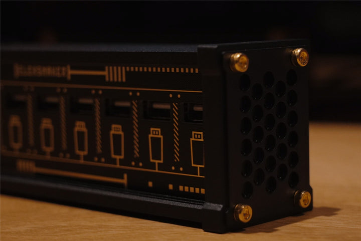 BowLift | Retro Block USB Socket