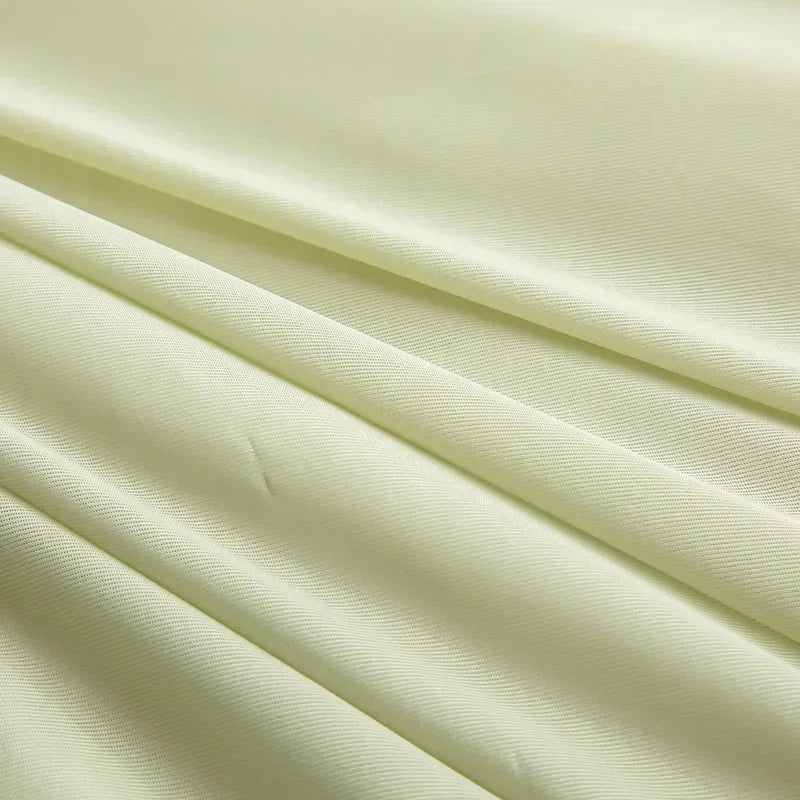 Air Condition Summer Comforter — Pure Color Ice Silk Cooling Blanket, Lightweight & Smooth Twin/King Size Quilt | Bowlift