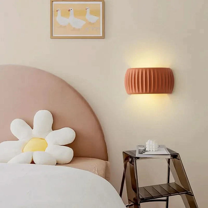 BowLift | LumeResin Artistic Resin LED Wall Light