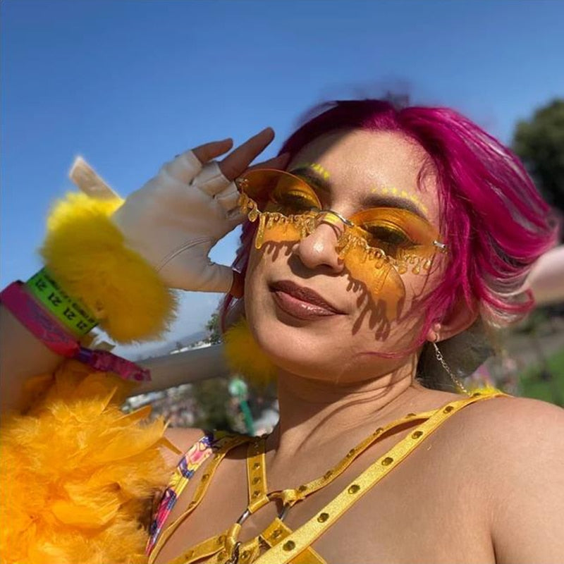 Cry me a Glitter' Sunglasses | Let the festival season begin! | Bowlift