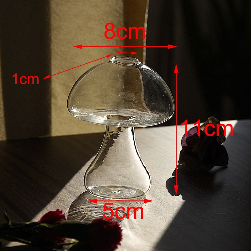 BowLift | Mushroom Inspired Elegant Glass Vase