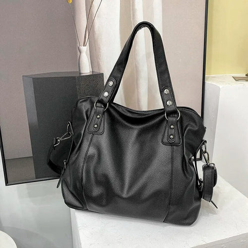 Isabela Tote – Trendy and Spacious Student Bag Bowlift