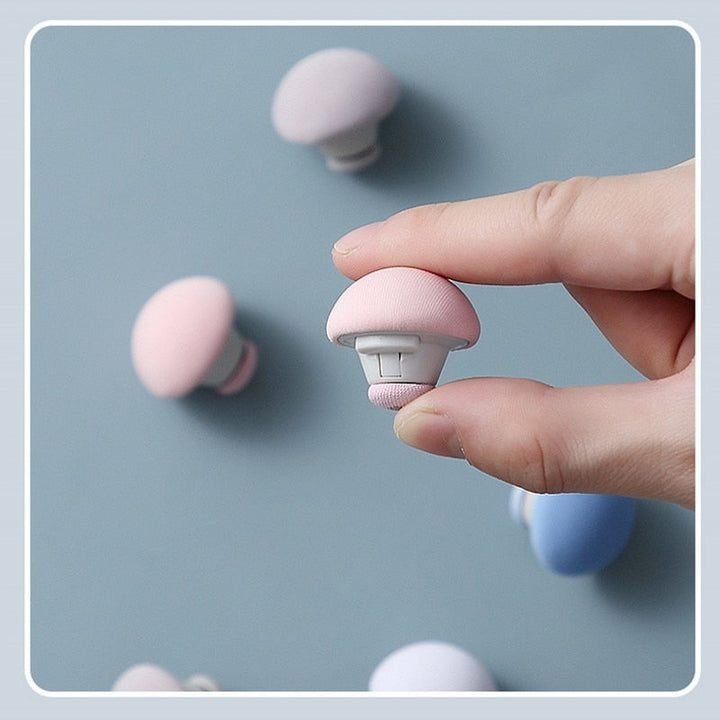 BowLift | Mushroom Shape Bed Sheet Holder Clips