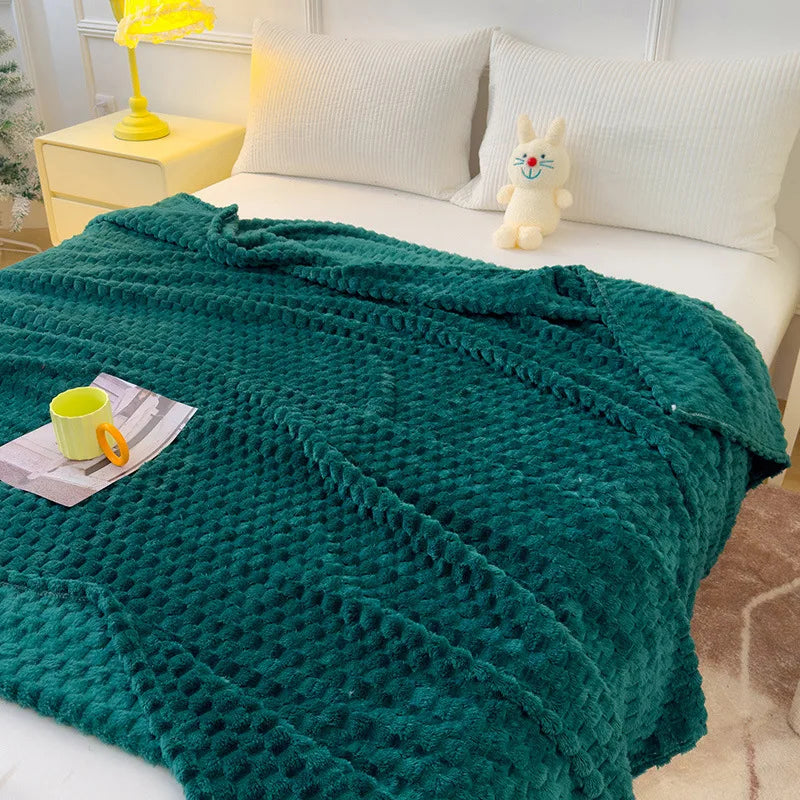 BowLift | CosyNest Fleece Blanket | Flannel Fleece Cuddle Blanket | Soft & Lightweight | Warm Sofa Blanket for Autumn & Winter | Gift Idea for Christmas