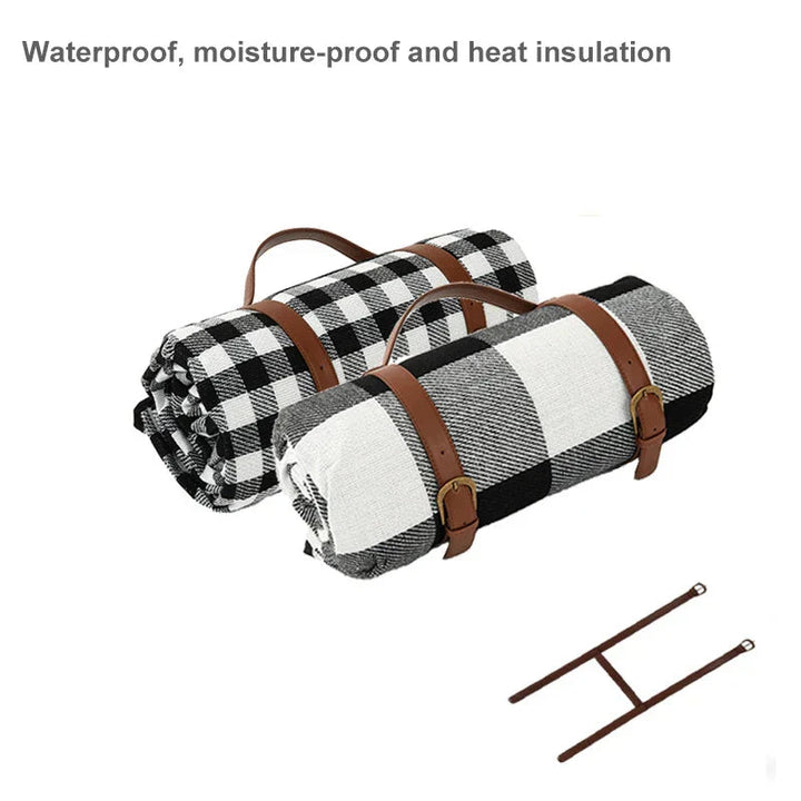 Picnic blanket waterproof with leather carrying strap | Bowlift