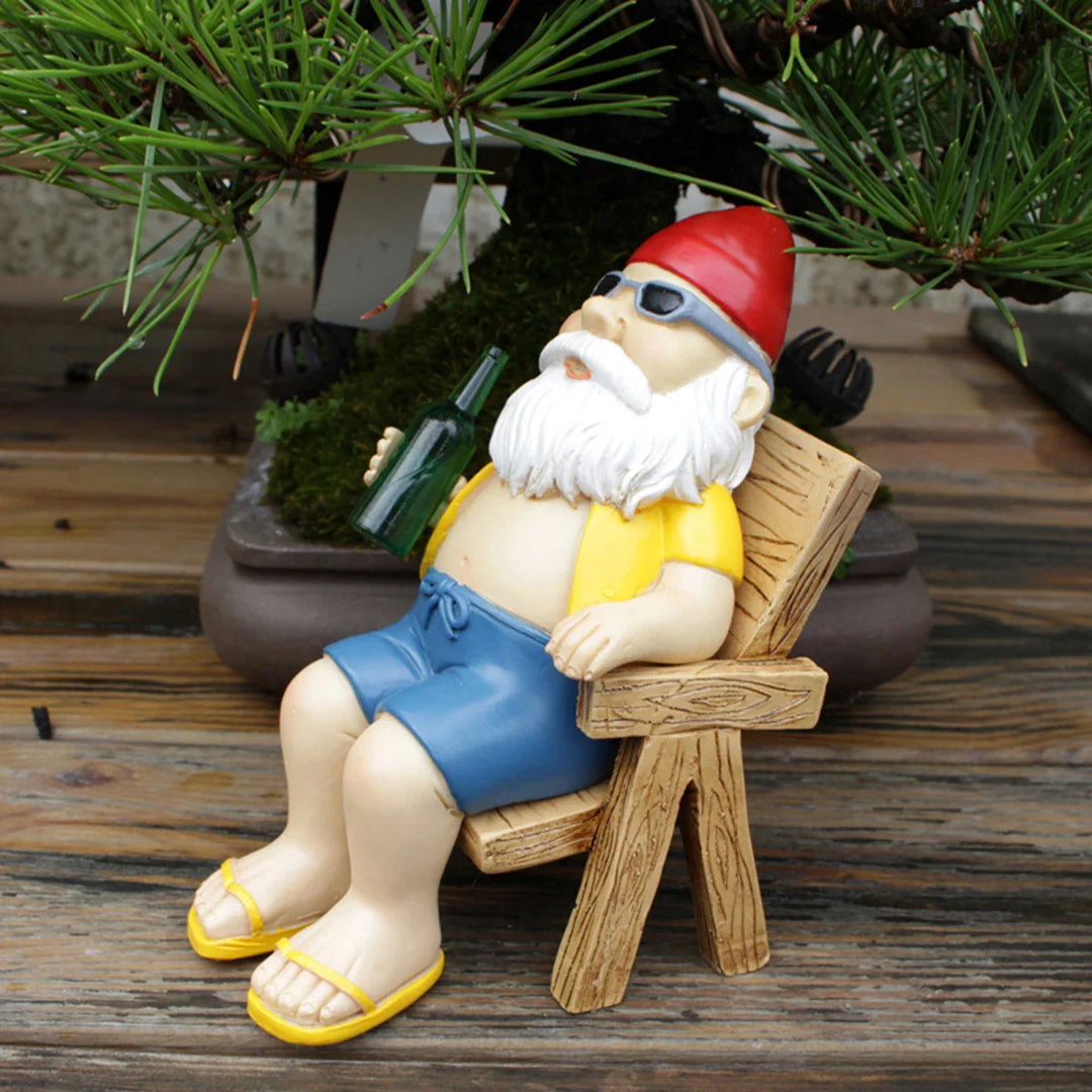 BowLift | Sunbathing Gnome Statue made of Resin with Lounger for Garden Decoration