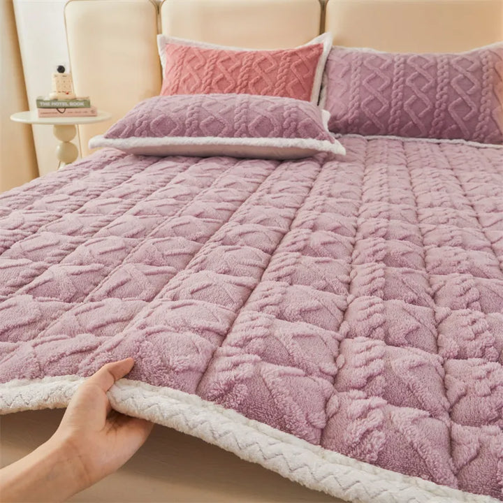 BowLift | Thick Warm Winter Blanket Mattress Pad