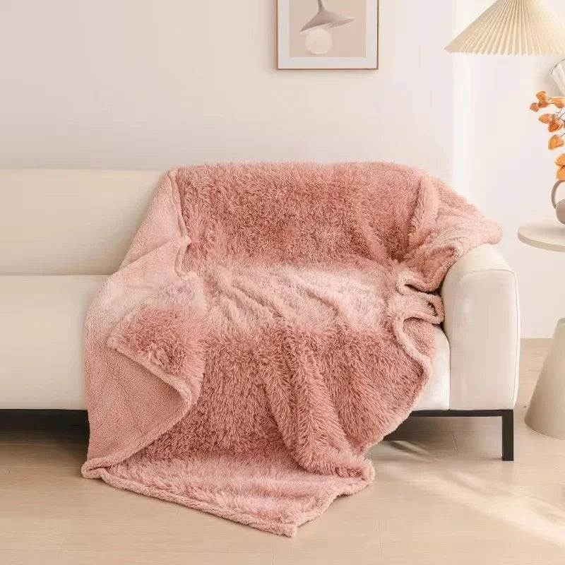 BowLift | Luxury Cuddly Blanket | Waterproof & Warm | Microfiber | For Couples, Sofa & Bedroom
